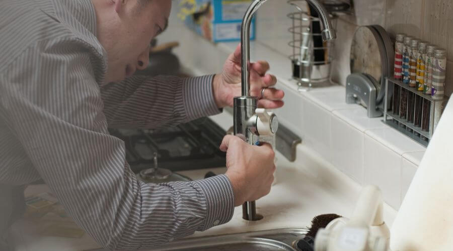 Local annual plumbing maintenance in East Galesburg, IL